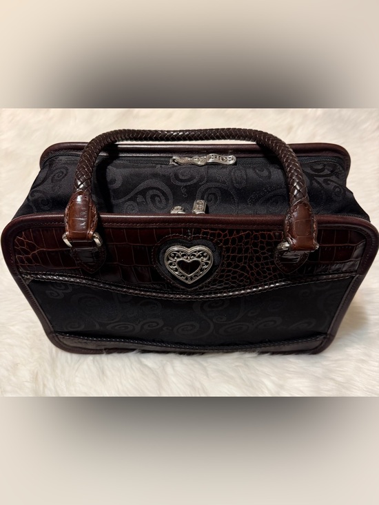 Brighton Handbags - Brighton Vintage Discontinued Lansky Travel Cosmetic Heart Accent Bag